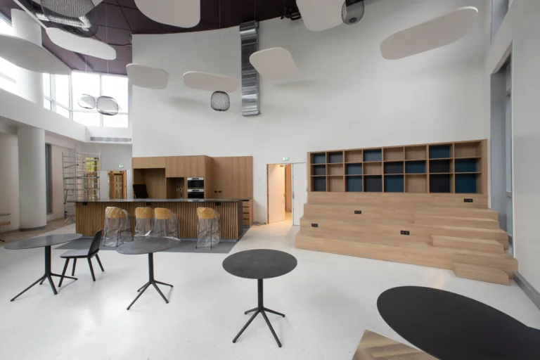 conception-et-realisation-de-lots-architecturaux-pour-un-batiment-professionnel