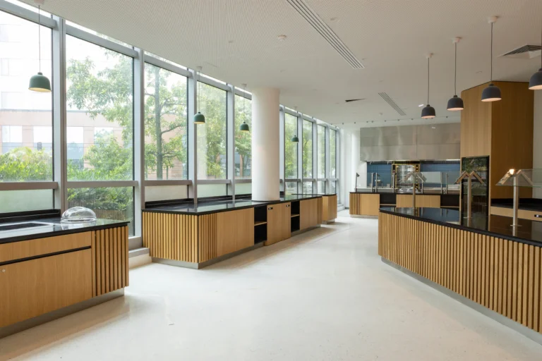 installation-dune-cuisine-dans-une-entreprise