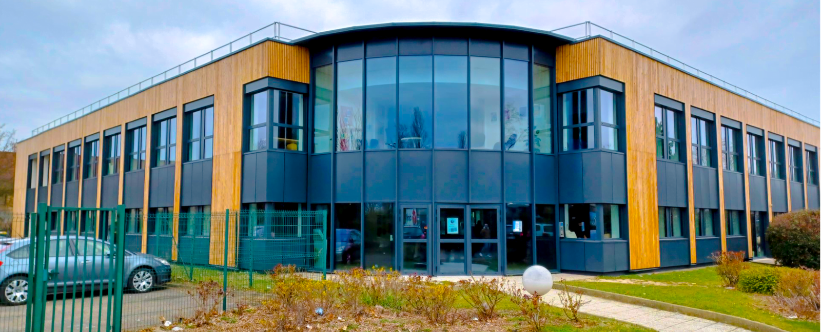 Amélioration de la performance énergétique d'un bâtiment institutionnel