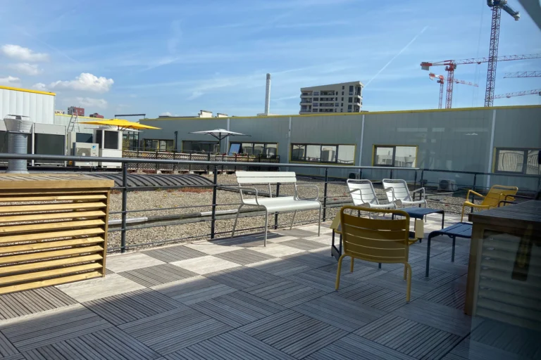 Création d’une terrasse pour bâtiment industriel