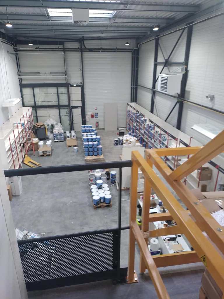 Modernisation des quais du bâtiment logistique et entrée du bâtiment