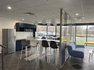 Projet d’aménagement pour un leader du secteur IT dans un site logistique