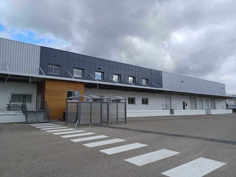 restructuration-batiment-logistique-travaux