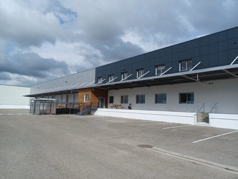 travaux-bureaux-sanitaires-rehabilitation-batiment