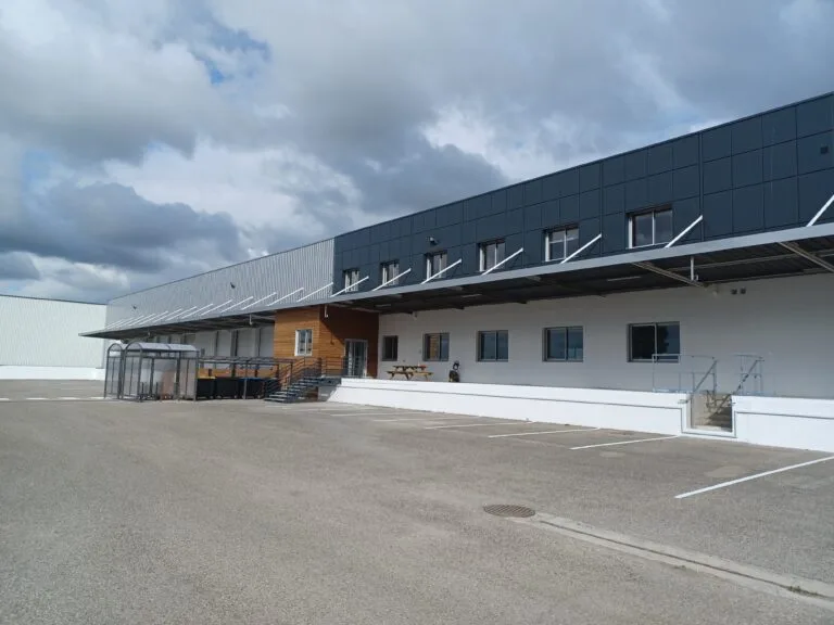 Travaux de rénovation d'un entrepôt logistique